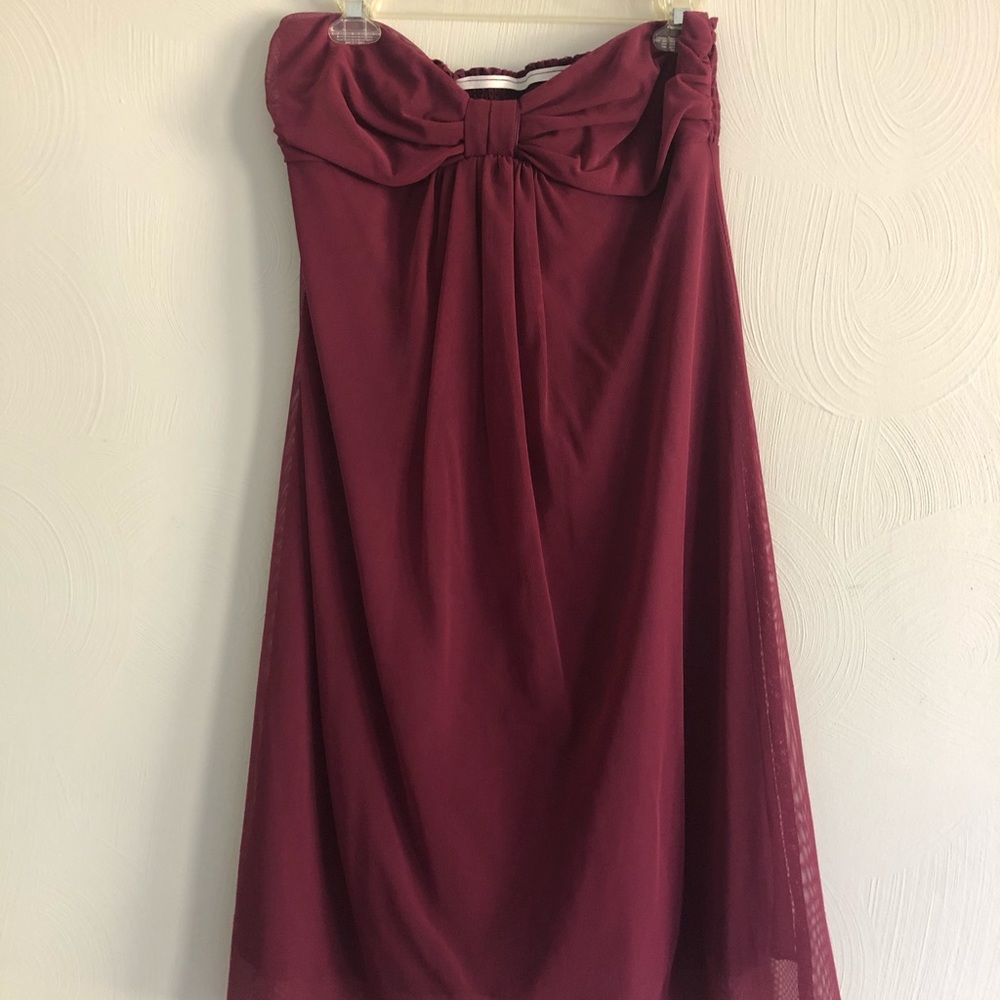 3/$21 🍭 Wine Strapless Empire Waist Dress